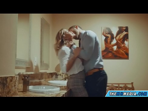 ❤️ Când o blondă cu sânii mari te seduce într-o toaletă publică ️❌   at ro.extraclasswork.ru ❌